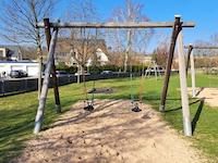 Double swing for toddlers